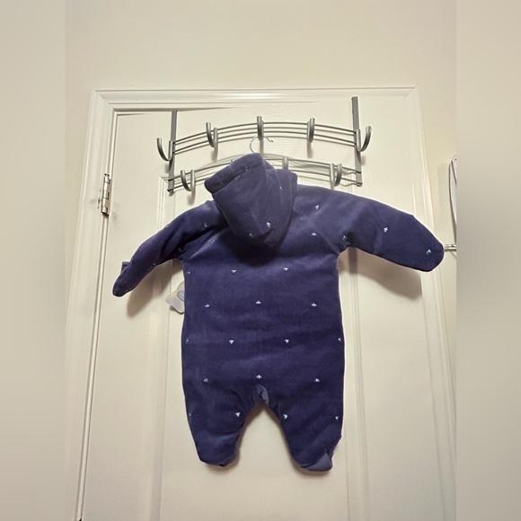 Brand New Winnie the Pooh Infant Disney 0-3 months Tigger jumpsuit winter velour - Picture 2 of 9